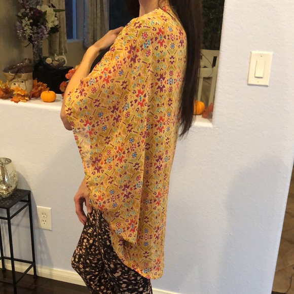 Xhilaration Yellow Multicolor Long Tunic Batsleeve Semi-Sheer Kimono Top XS - Picture 2 of 8